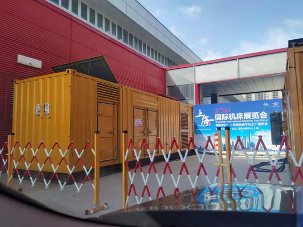 鼓楼出租发电机-柴油发电机和汽油发电机哪个更好一些？