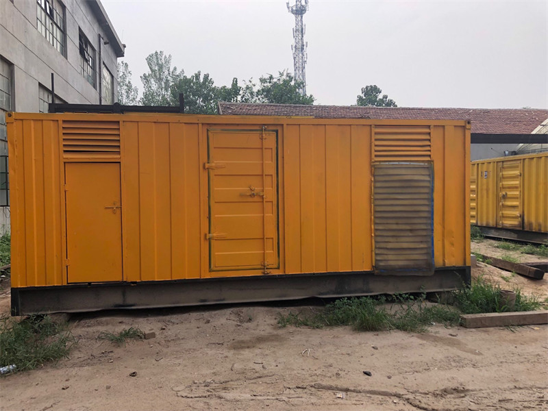 鼓楼柴油发电机如何判断新机油是否已经完全充满机油滤清器？