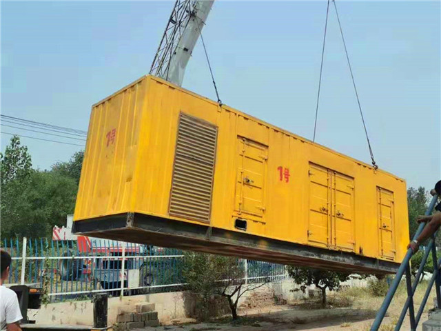 鼓楼300KW柴油发电机组油耗是多少？