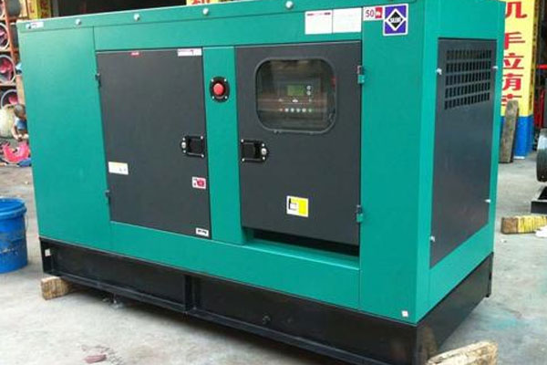 鼓楼如何检查机油的使用时间？